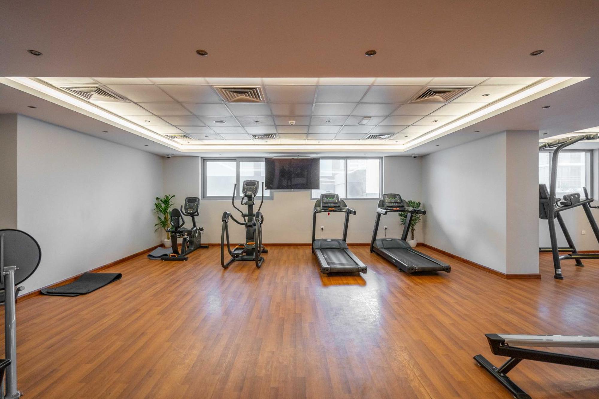 Stunning Large 1 Bed In Elite Business Bay *