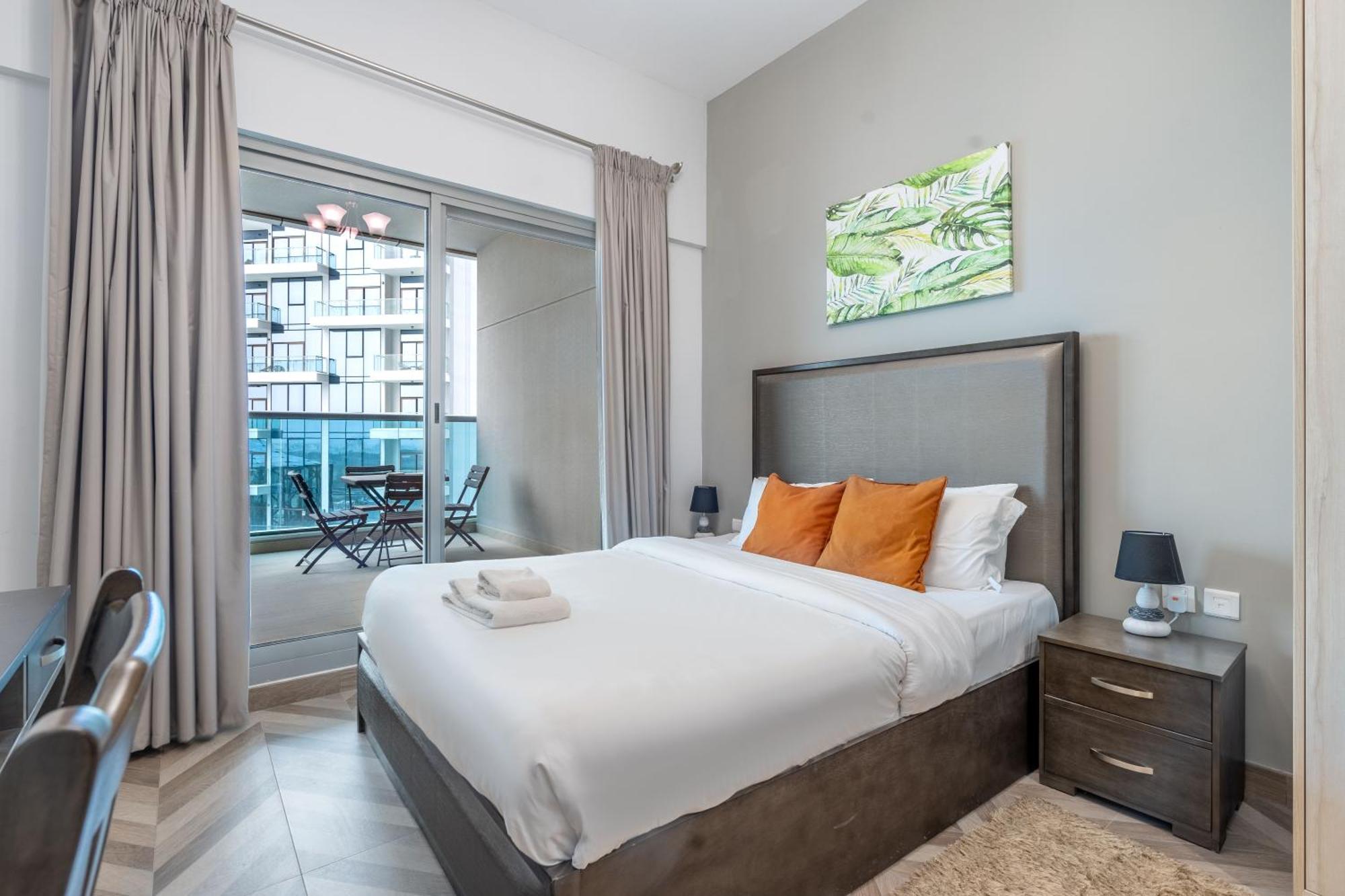Stunning Large 1 Bed In Elite Business Bay Apartment Dubai