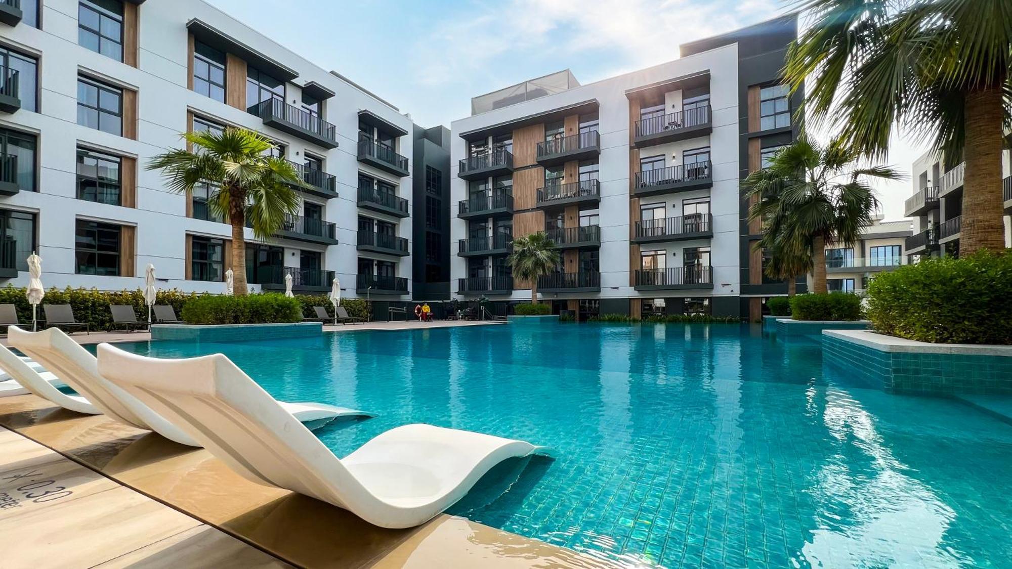 Apartment Sophisticated 1br With Pool View In Belgravia Square Jvc Dubai