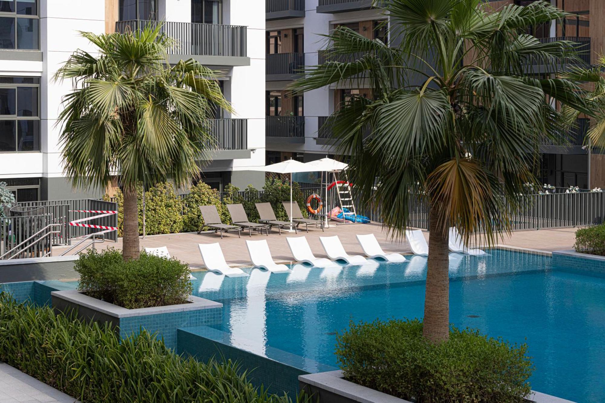 Sophisticated 1br With Pool View In Belgravia Square Jvc