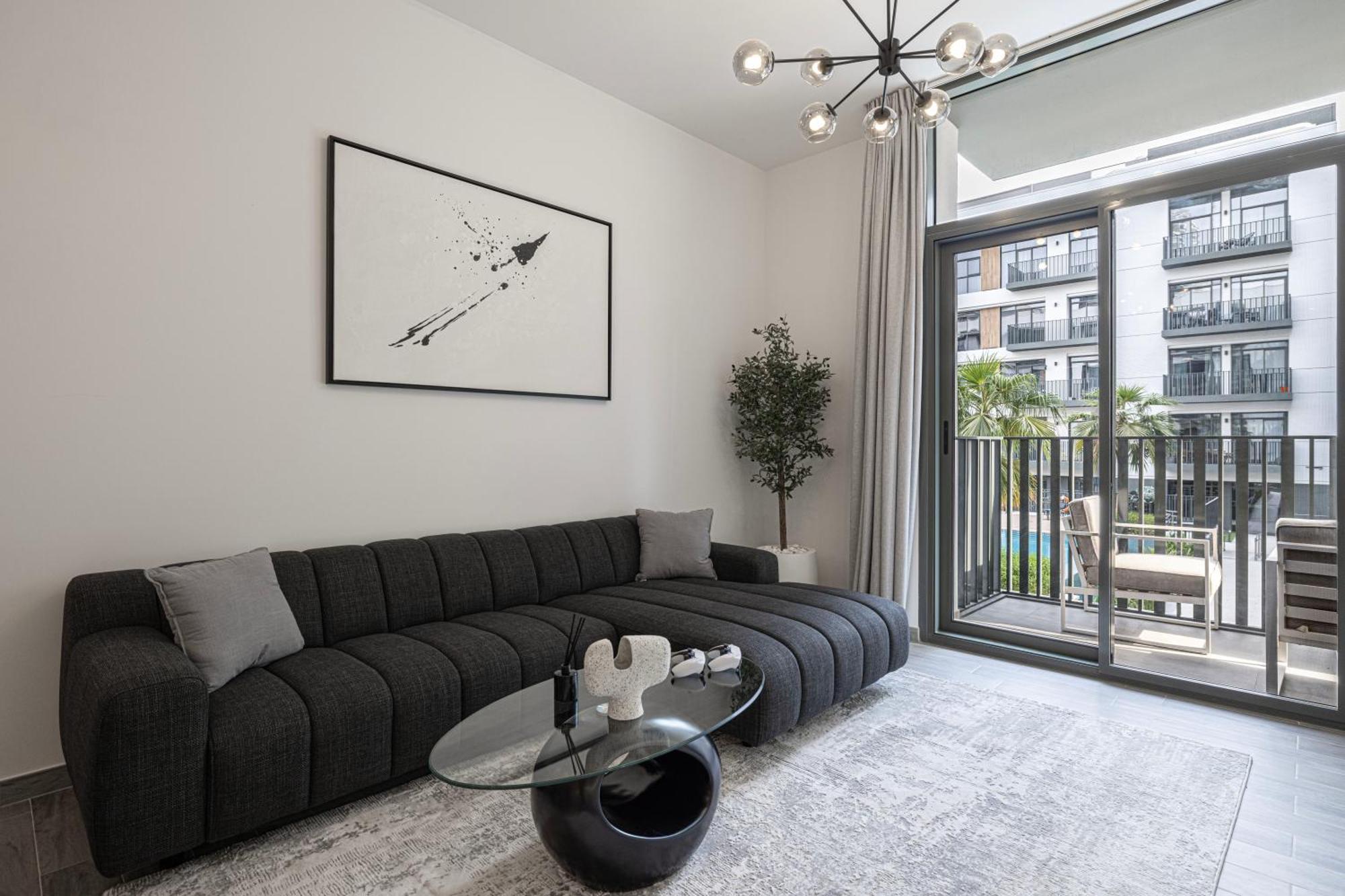 Apartment Sophisticated 1br With Pool View In Belgravia Square Jvc
