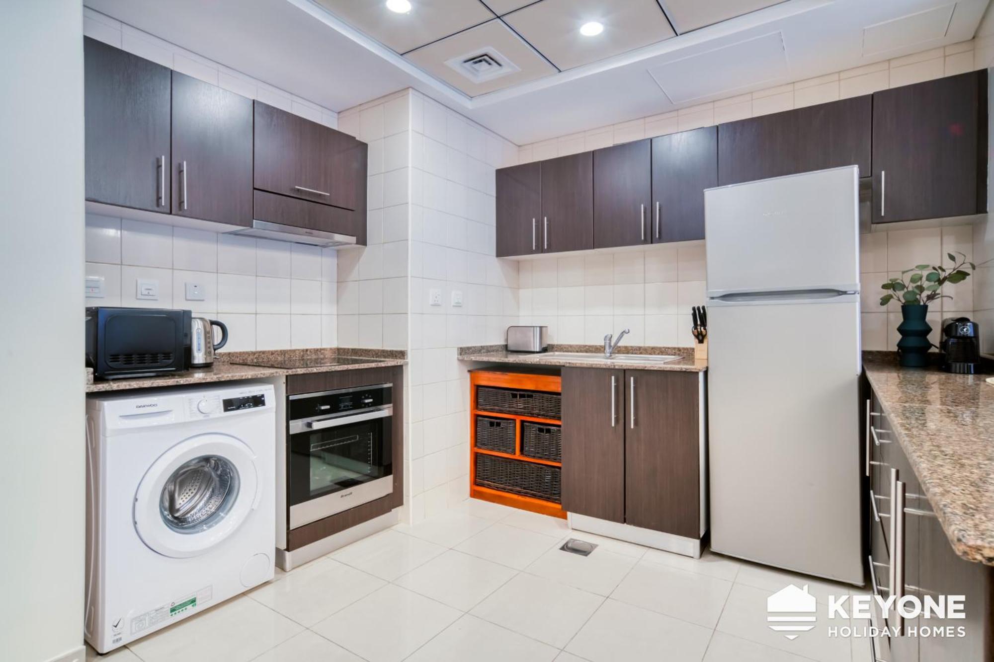 Contemporary One Bedroom With Chic Design Apartment *