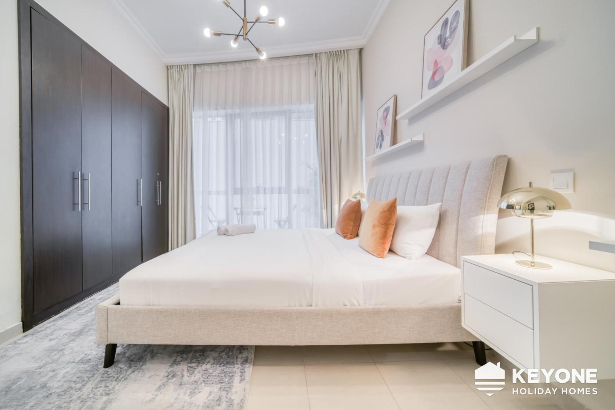Contemporary One Bedroom With Chic Design Apartment Dubai
