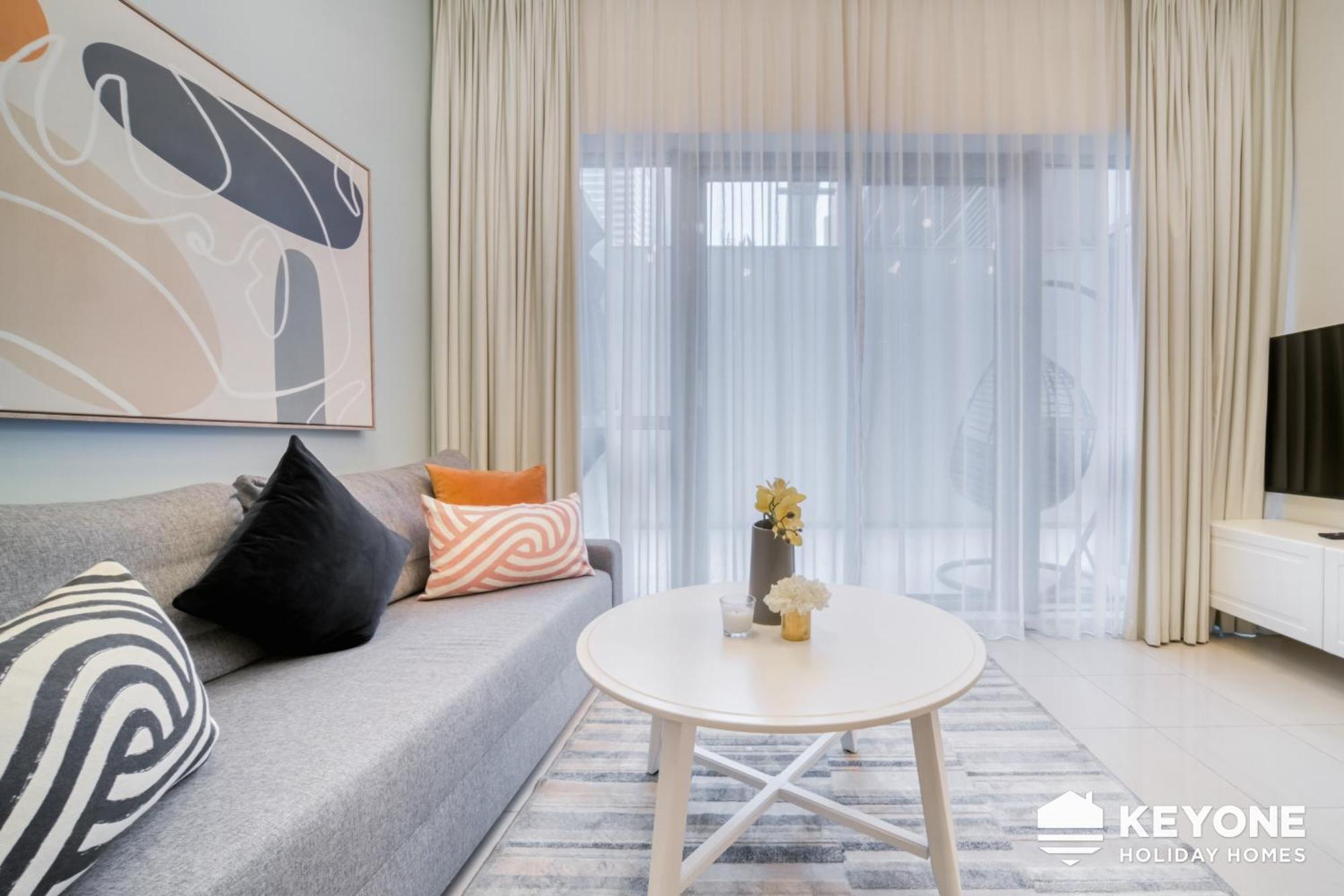 Contemporary One Bedroom With Chic Design *