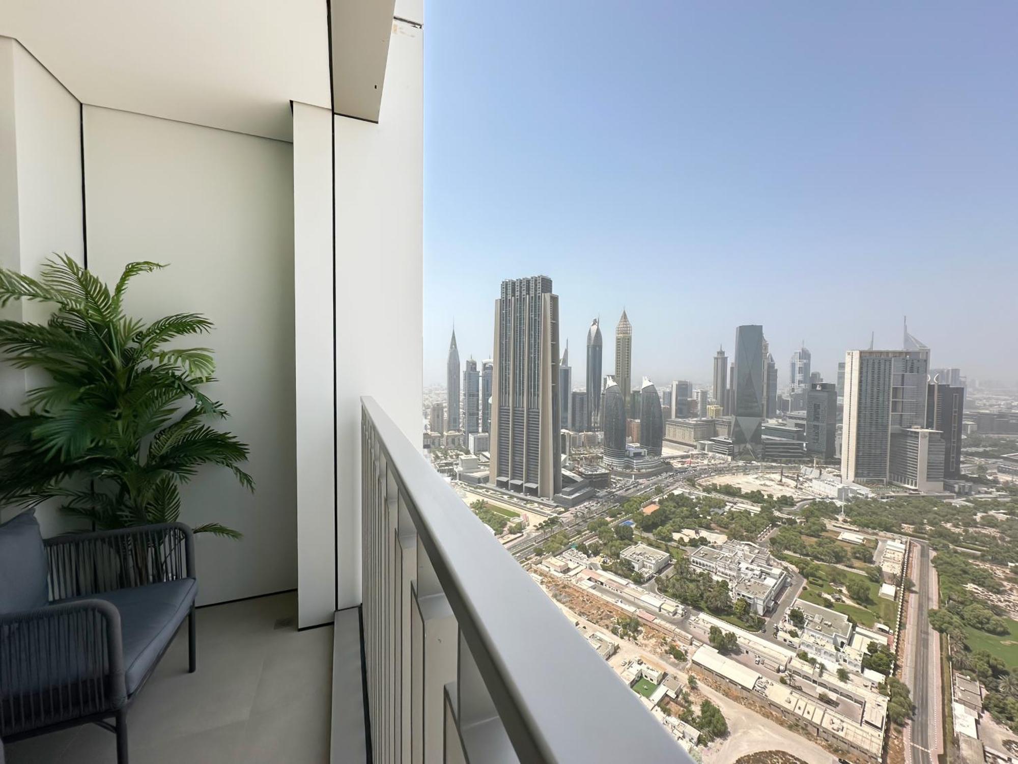 Apartment Sky High Luxury 50th Flr Lux 2bdr In Downtown Dubai