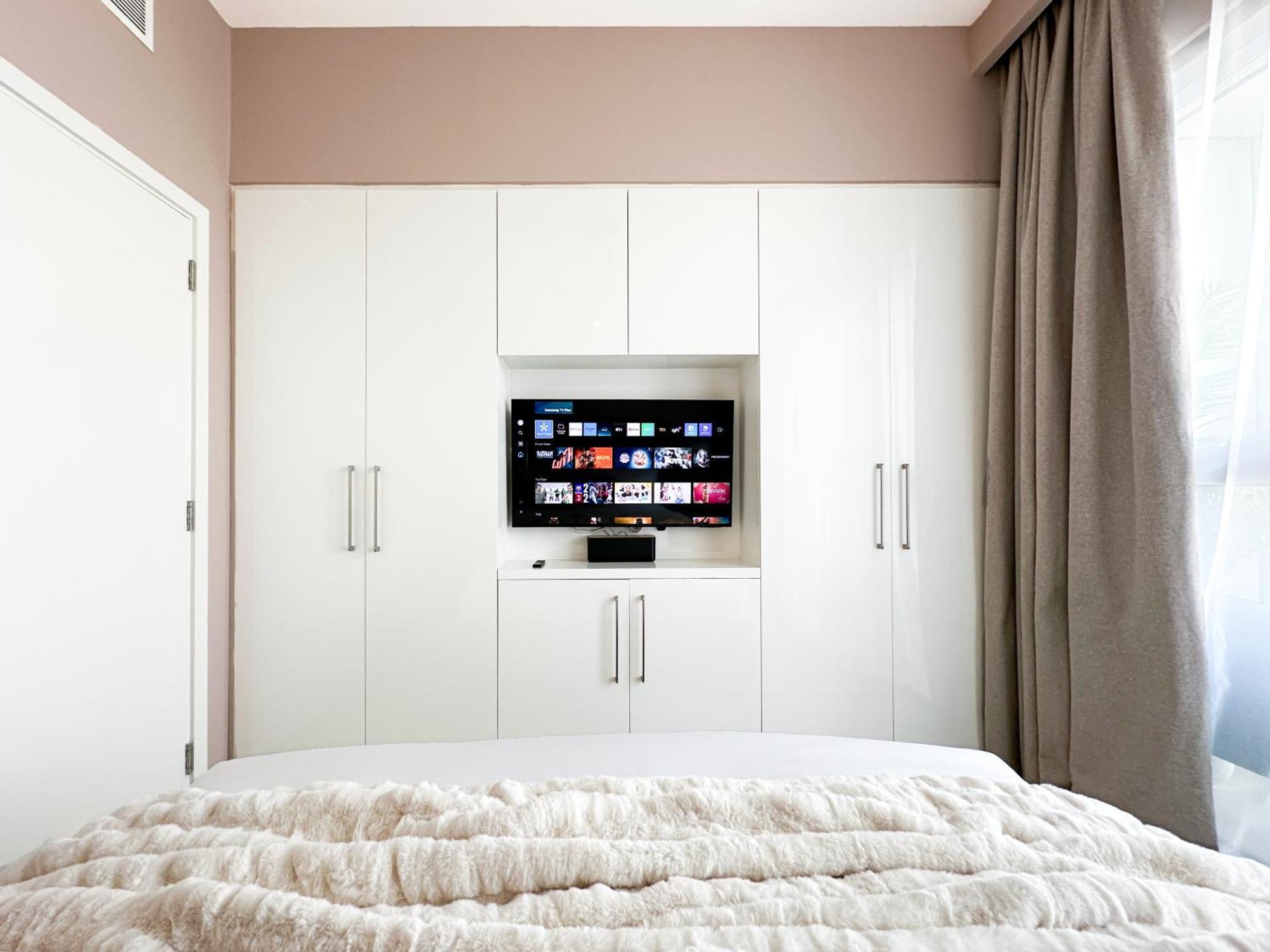 Apartment Sky High Luxury 50th Flr Lux 2bdr In Downtown *