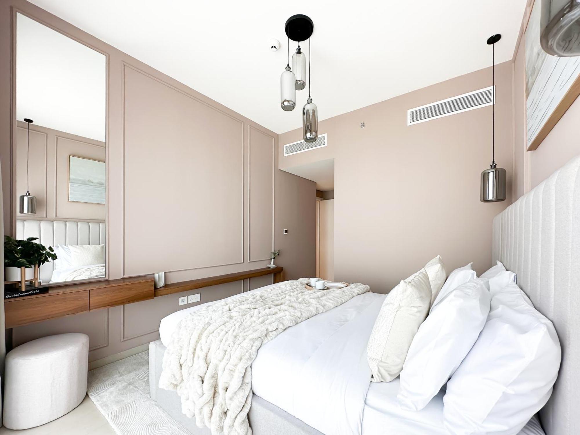 Sky High Luxury 50th Flr Lux 2bdr In Downtown Apartment *