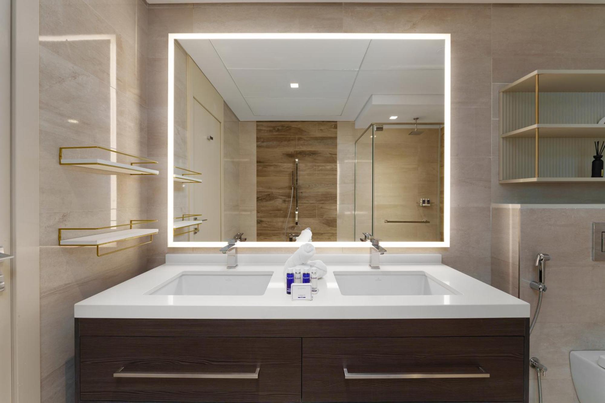 Maison Privee - Tranquil With Mesmerizing Views Cls To Marina Apartment