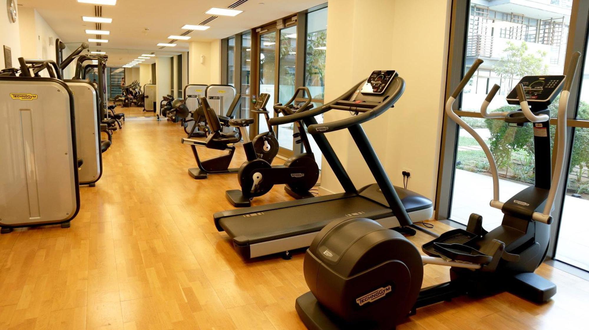 Apartment Airstay - Walk - Luxurious 2br Guest - Monthly Offer Available *