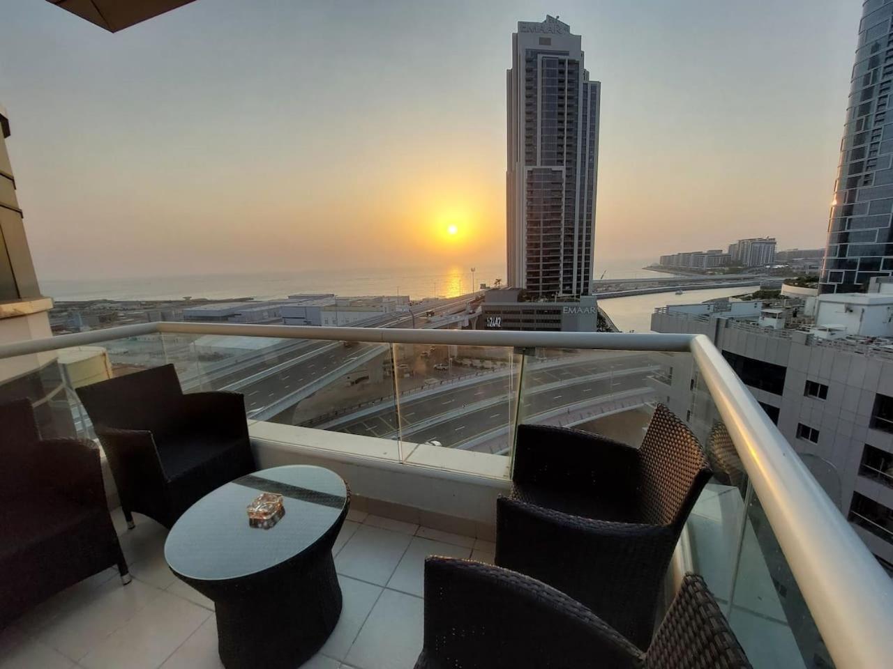 Apartment Spacious 4 Bedroom Marina Oasis Dubai