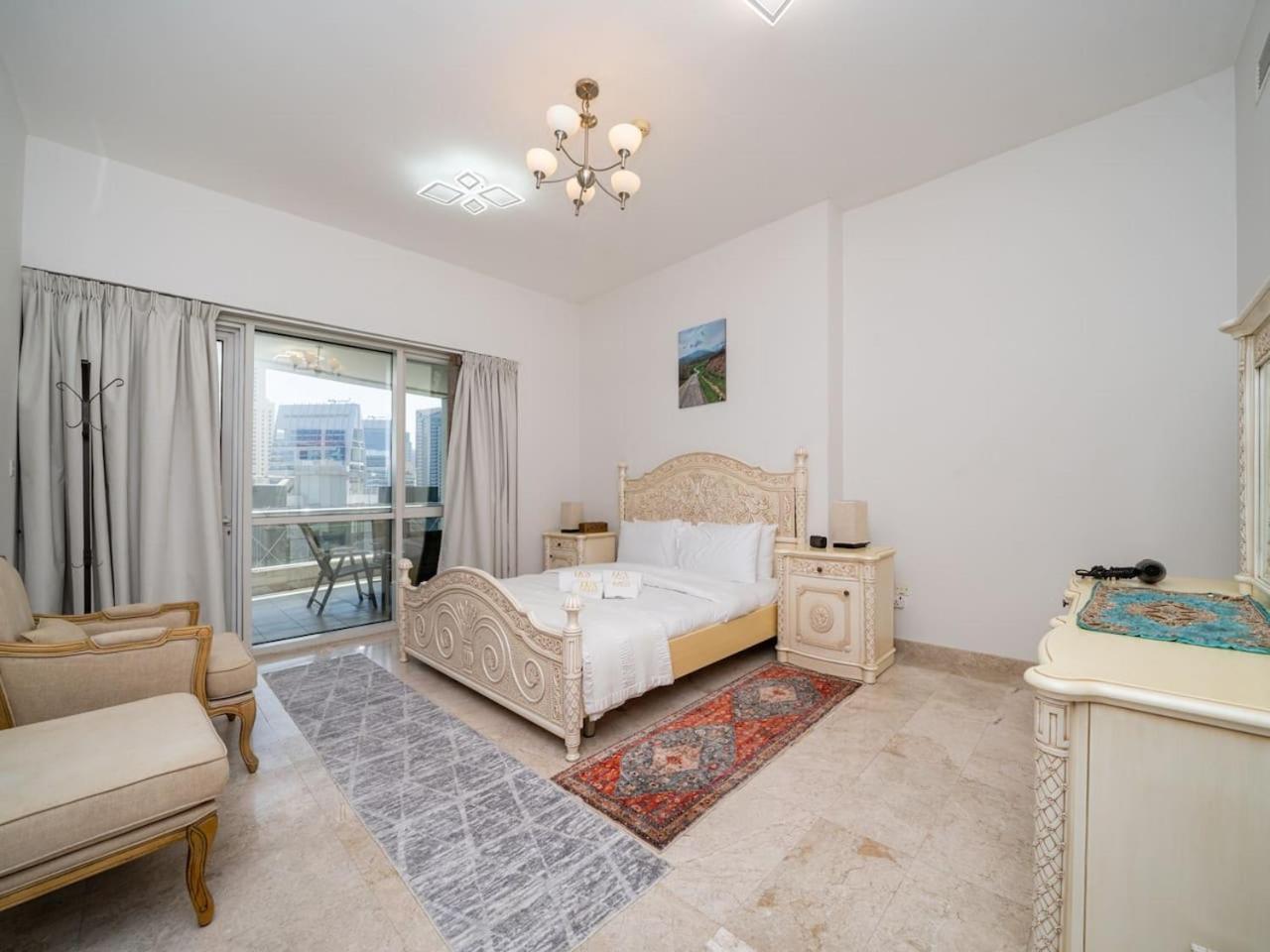 Apartment Spacious 4 Bedroom Marina Oasis *