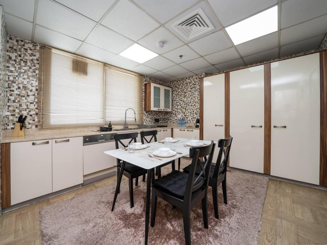 Apartment Spacious 4 Bedroom Marina Oasis