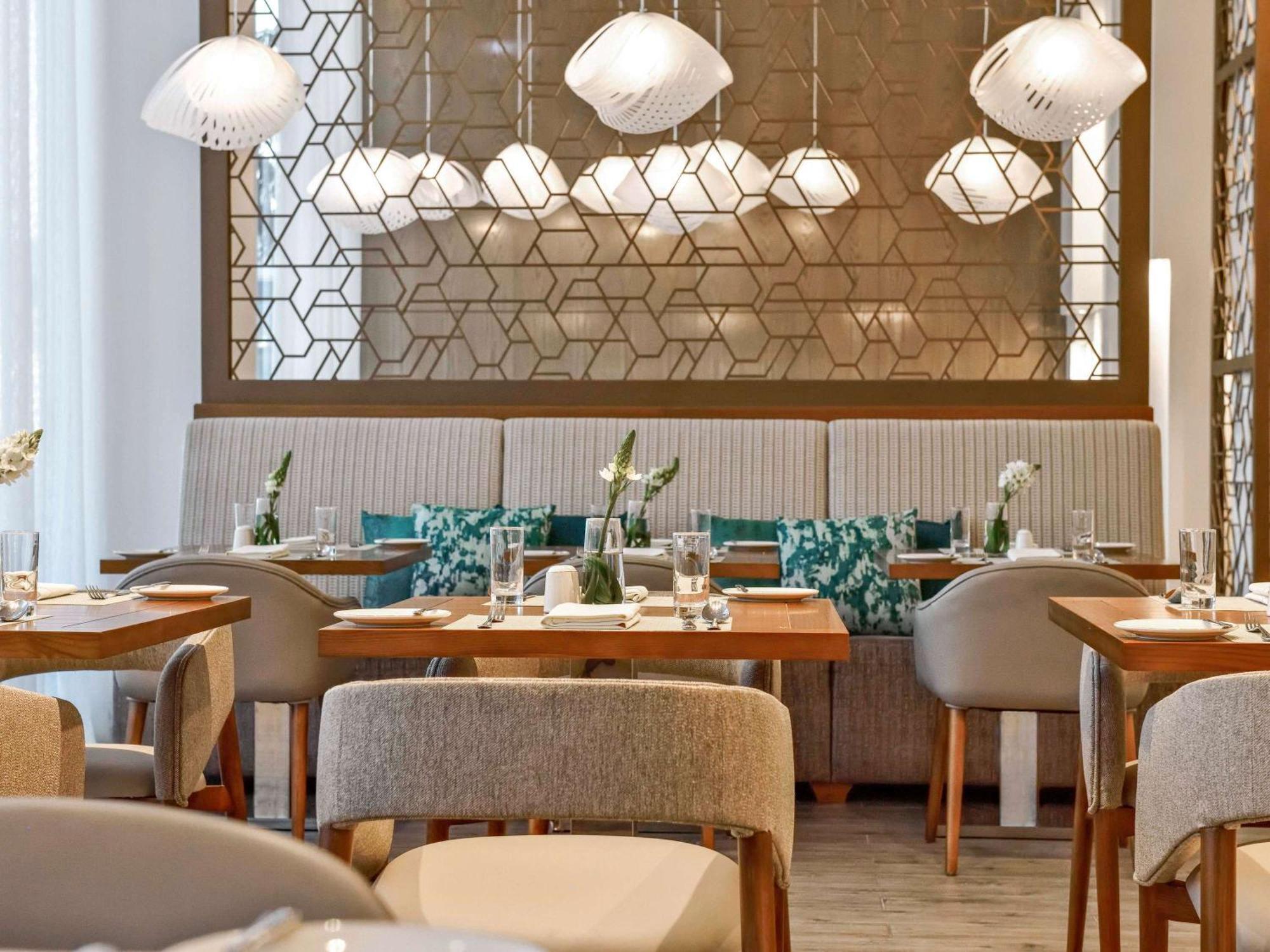 Grand Mercure Dubai