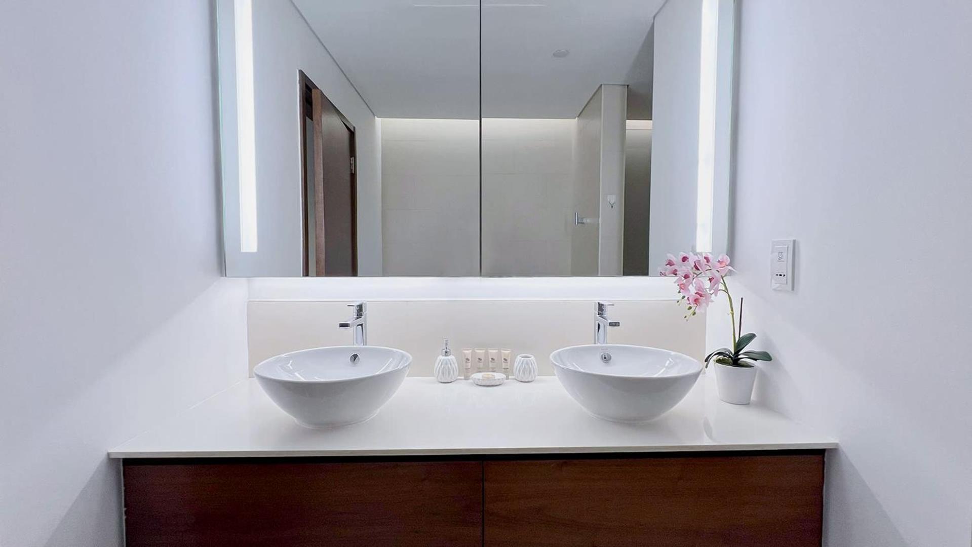 Airstay - Walk - Luxurious 2br Guest - Monthly Offer Available Apartment *