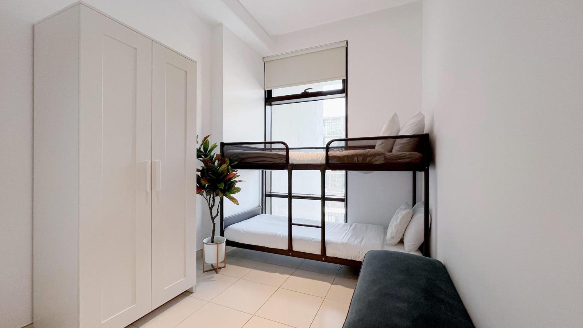Airstay - Walk - Luxurious 2br Guest - Monthly Offer Available