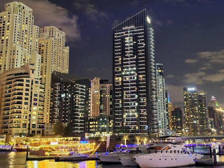 Wake Up To Marina View-luxurious