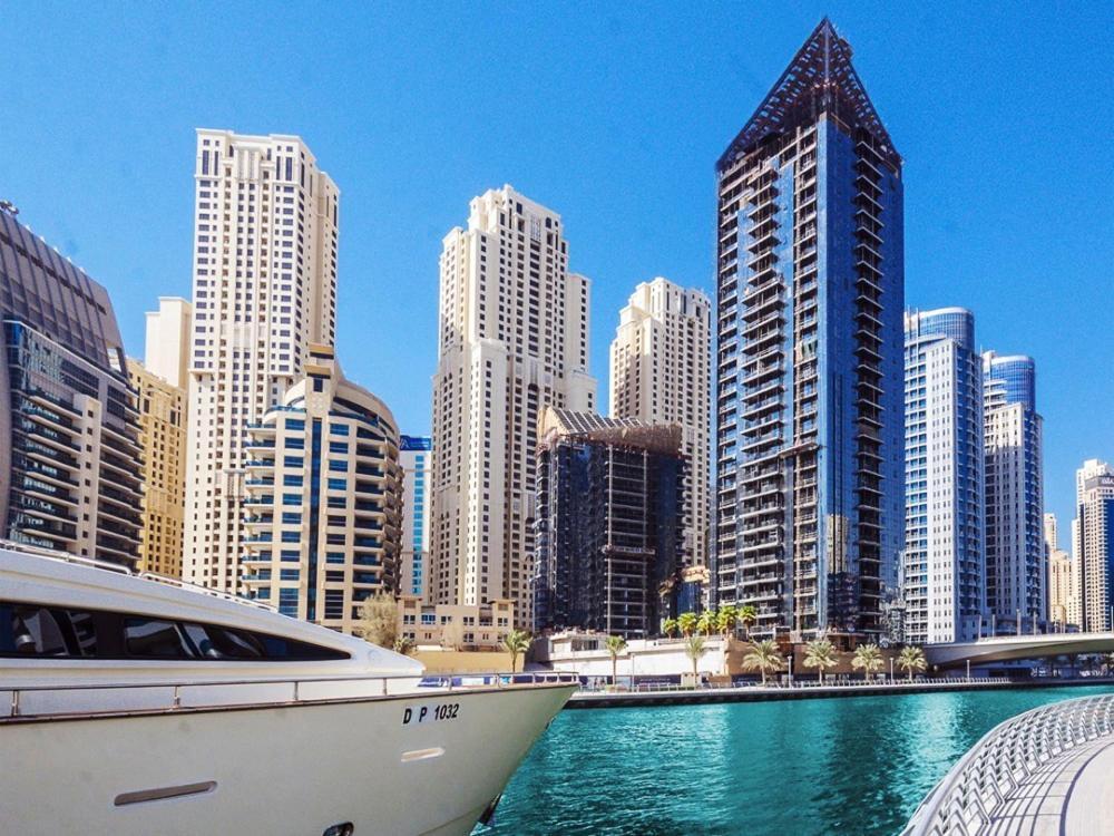 Wake Up To Marina View-luxurious Dubai