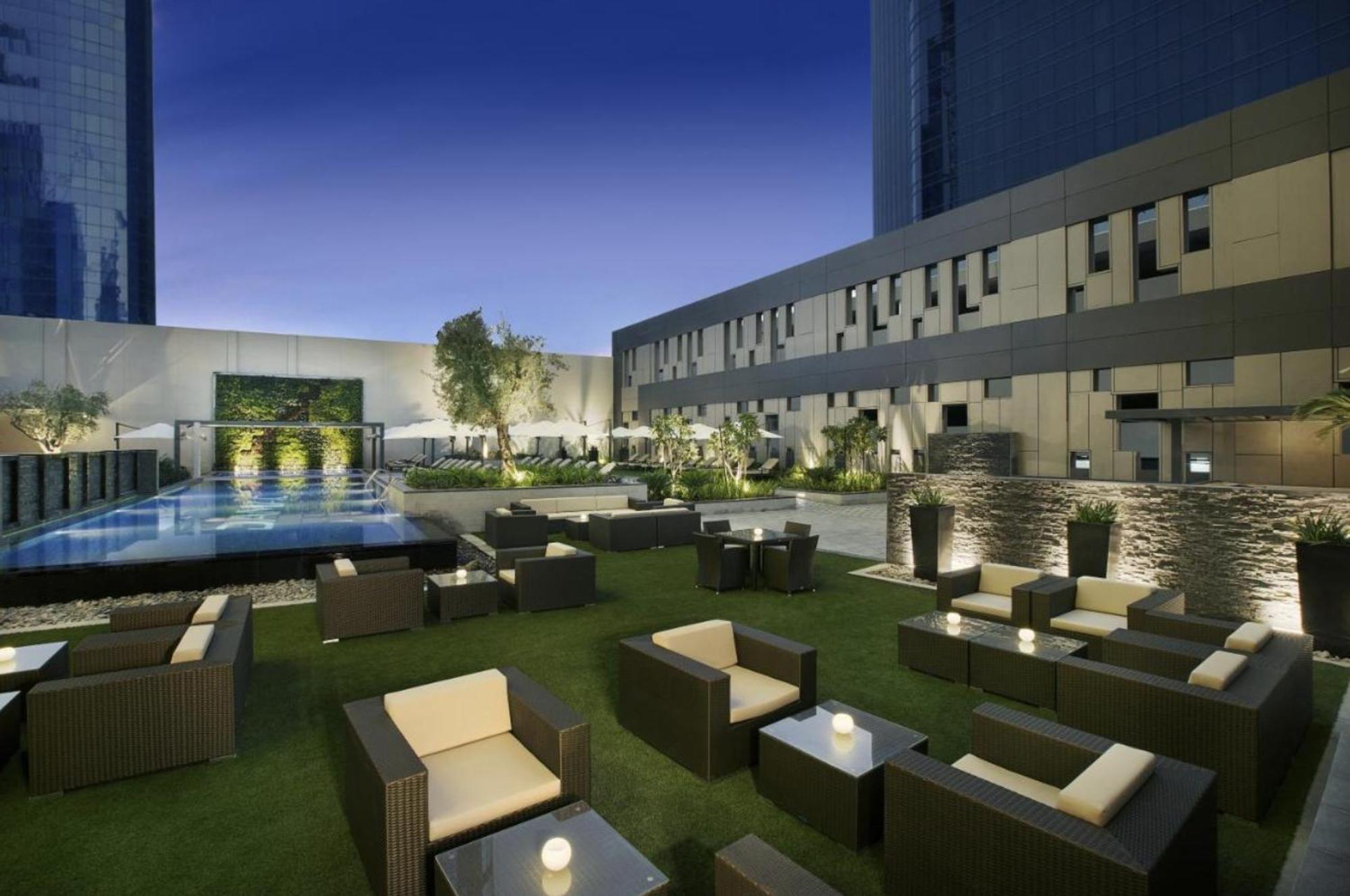 Next'house - Downtown Views Host Hostel Dubai