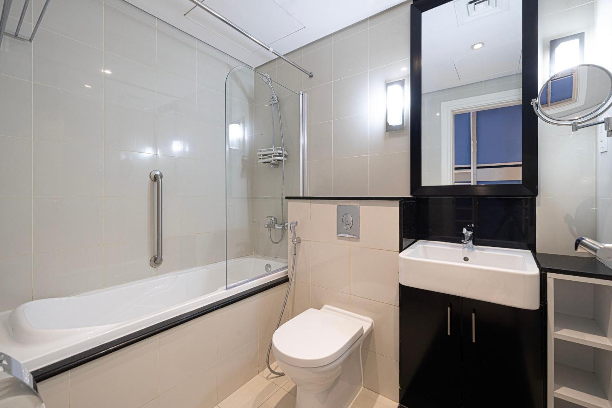 Next'house - Downtown Views Host Hostel *