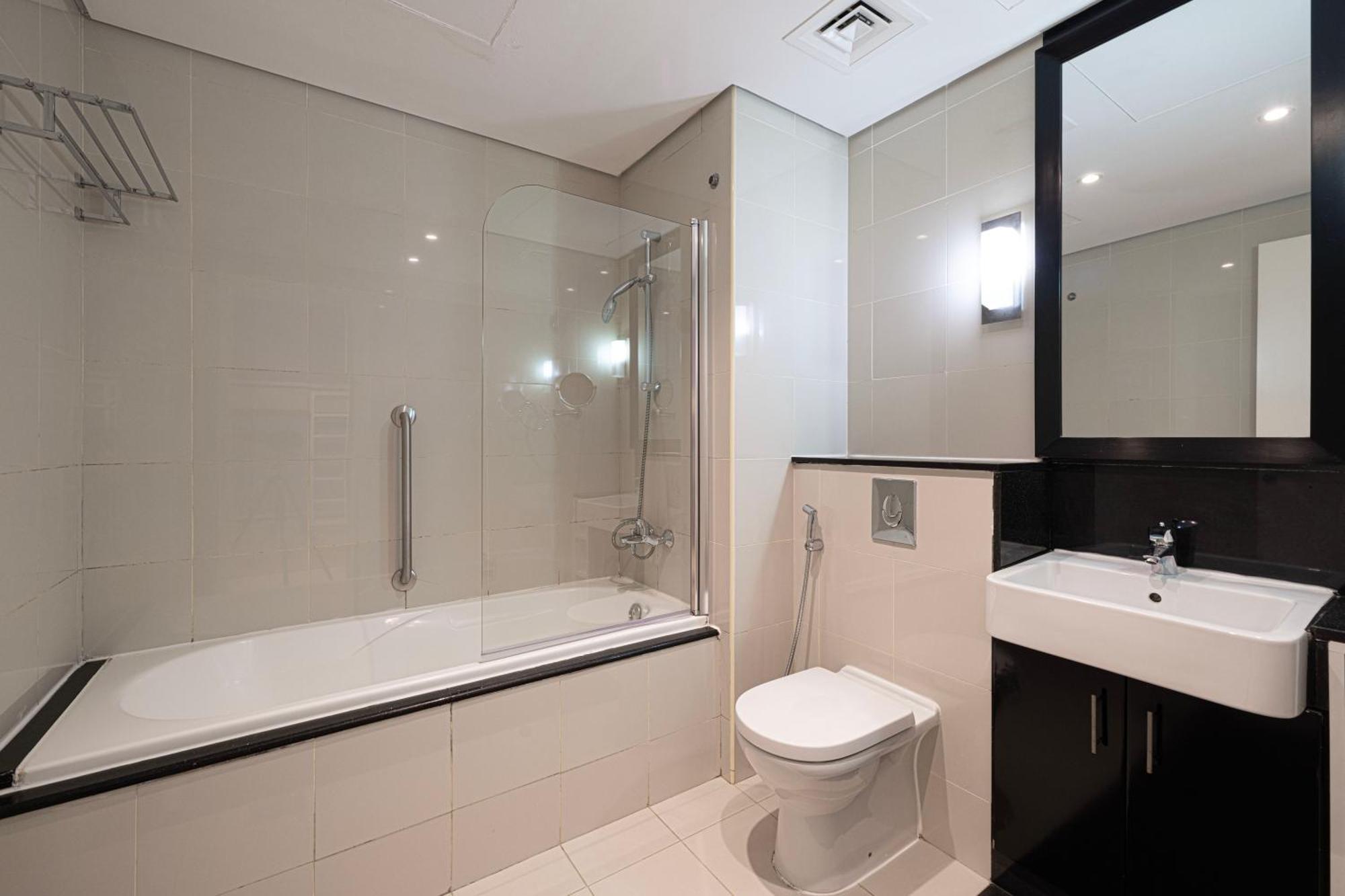 Next'house - Downtown Views Host Hostel *