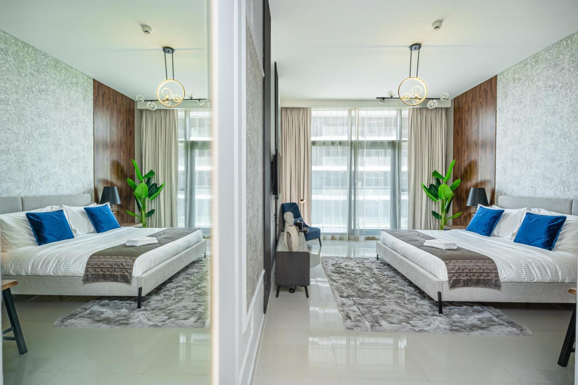 Escape24 Luxury Golf Promenade Damac Hills * Dubai