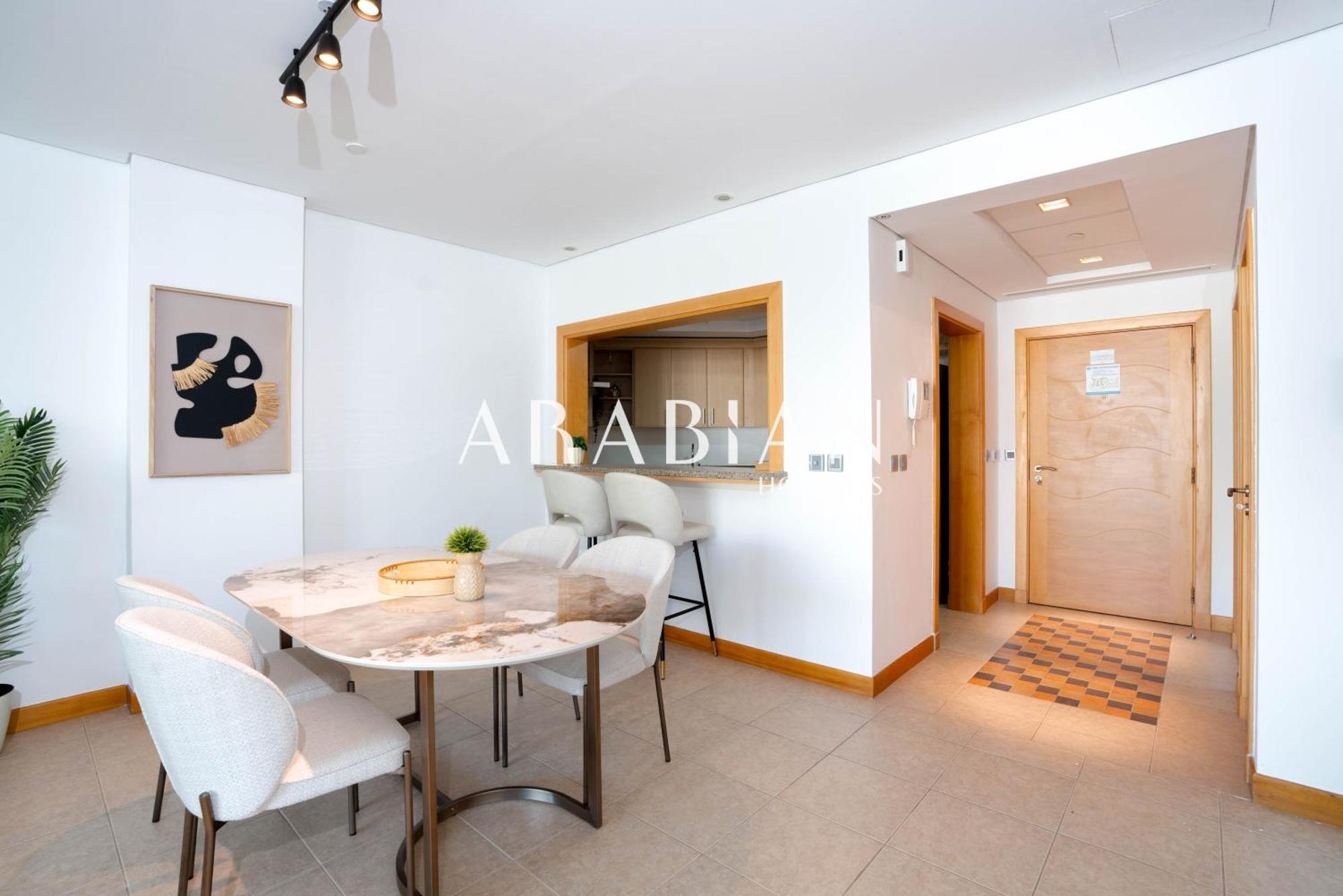 Beautiful 1br Palm Jumeirah With Park Views, Pool And Access Apartment