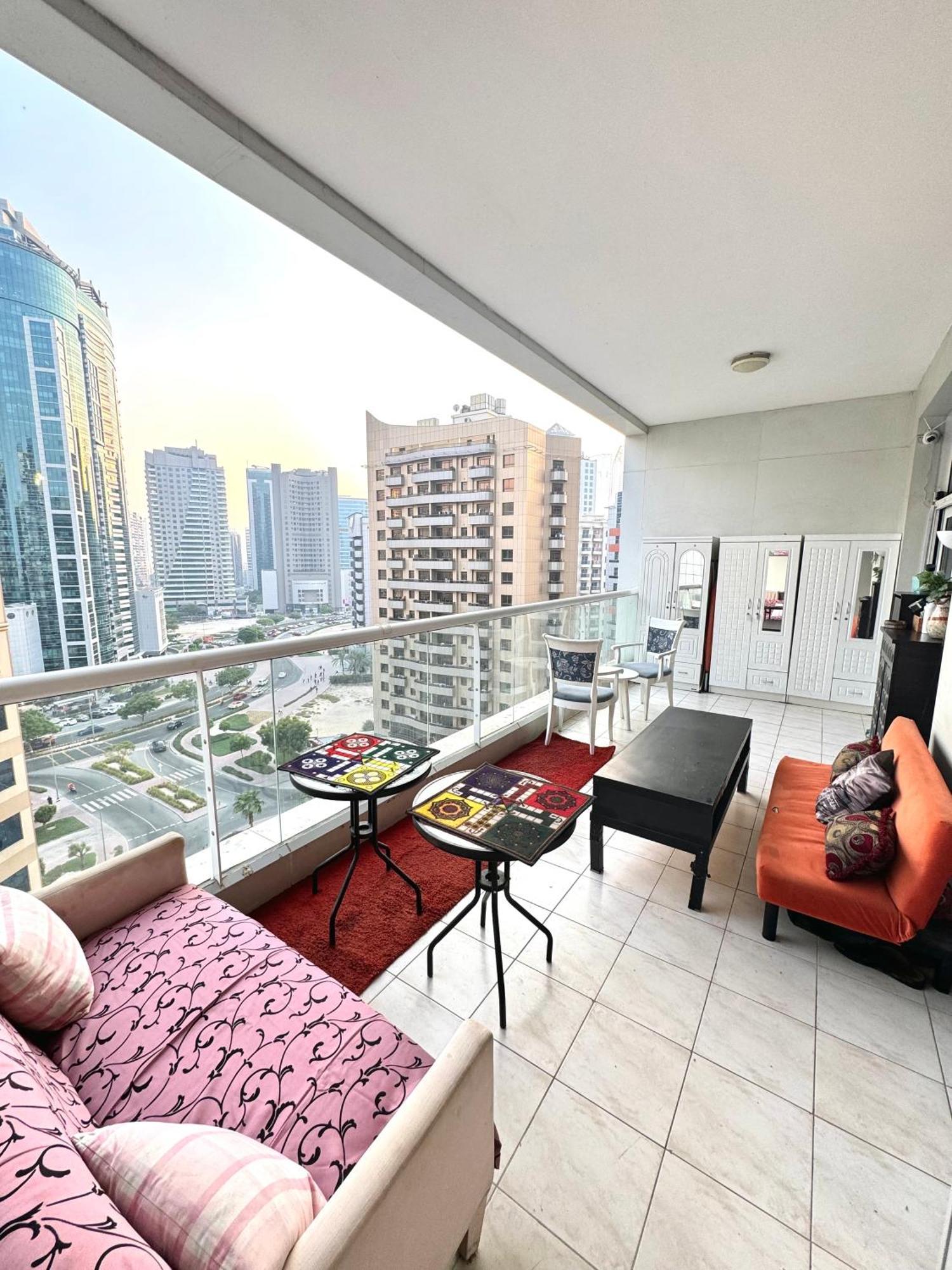 Backpackers Dubai