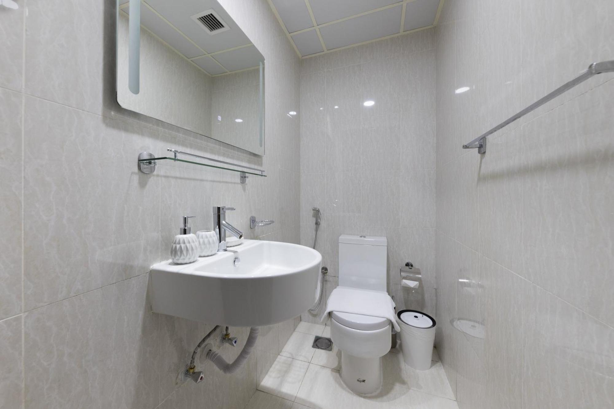 Stylish 2 Bd In Business Bay, Prime Location Dubai