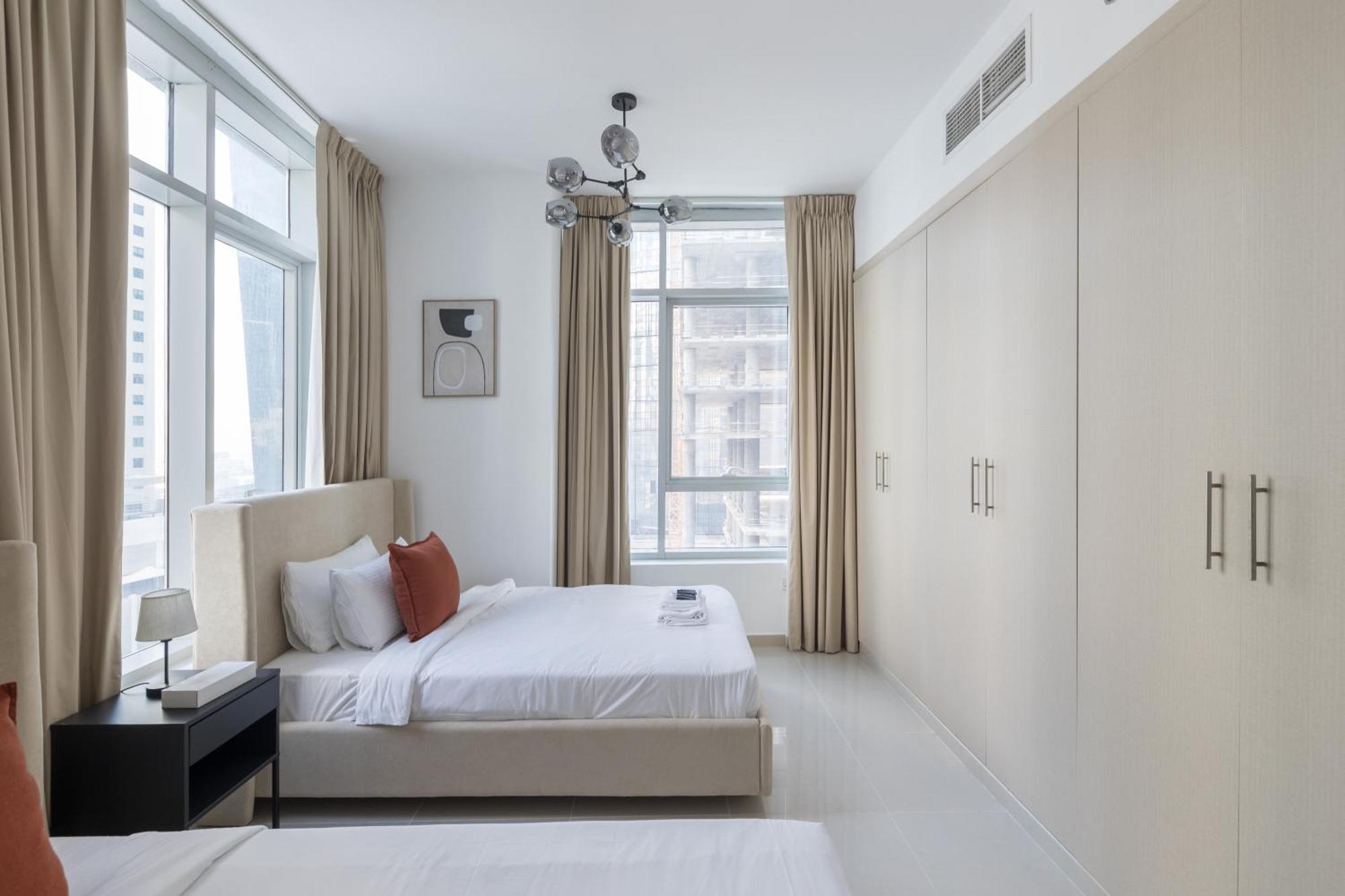 Apartment Stylish 2 Bd In Business Bay, Prime Location *