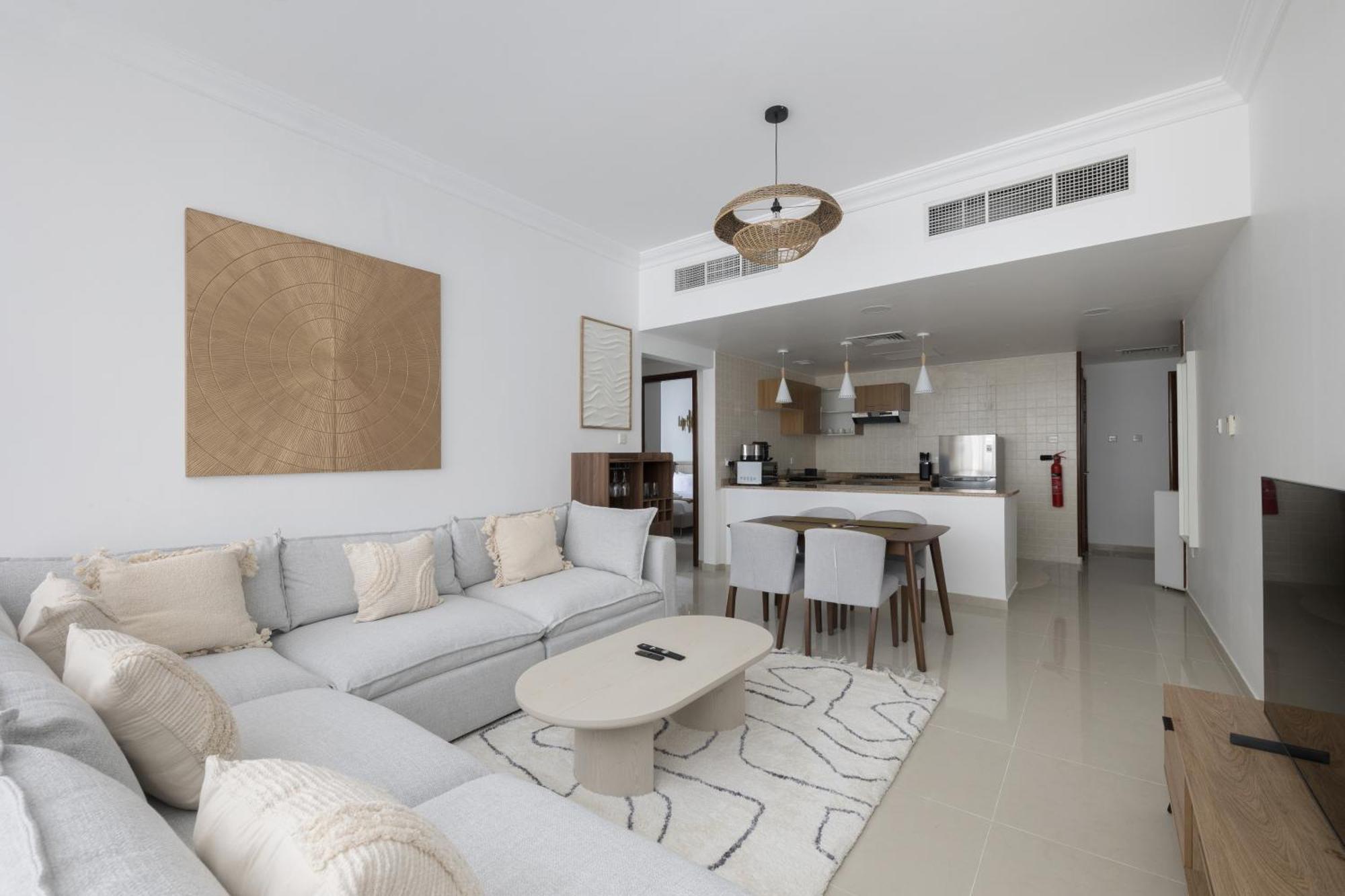 Apartment Stylish 2 Bd In Business Bay, Prime Location