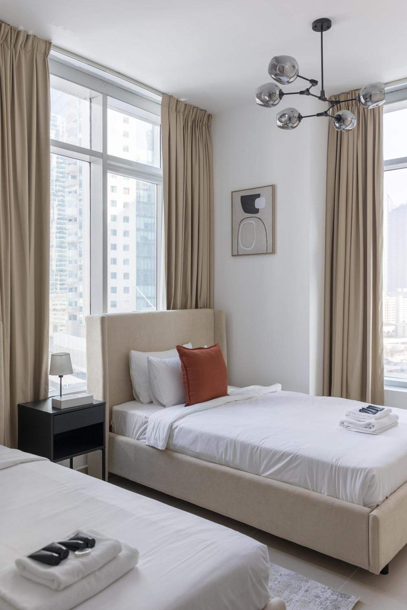 Stylish 2 Bd In Business Bay, Prime Location * Dubai