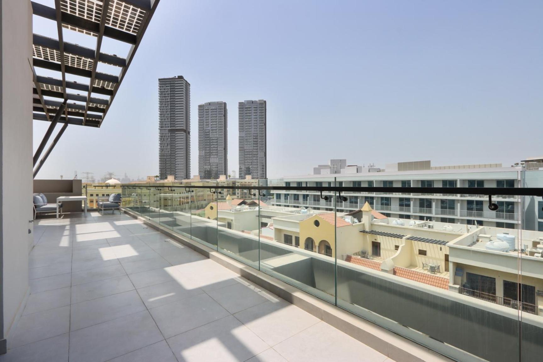 Apartment Livbnb - At Signature Livings Penthouse, Jvc