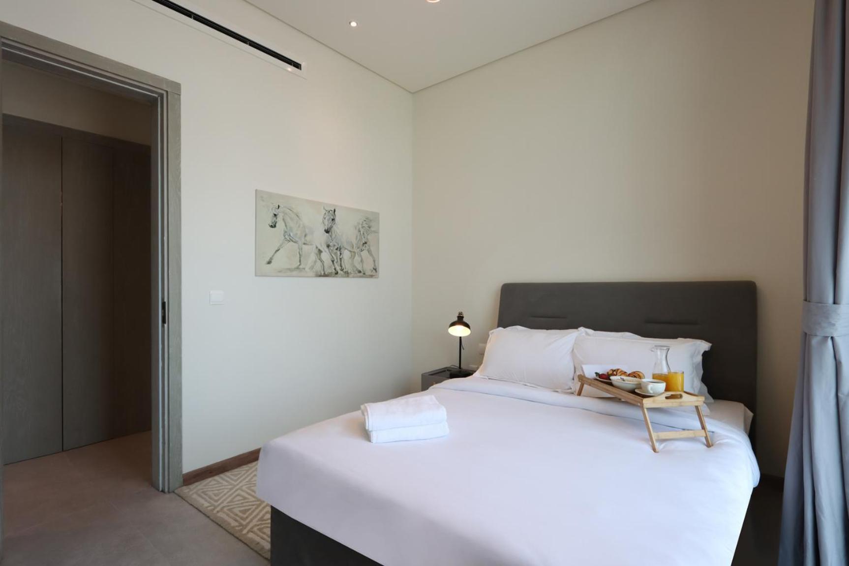 Livbnb - At Signature Livings Penthouse, Jvc Apartment Dubai