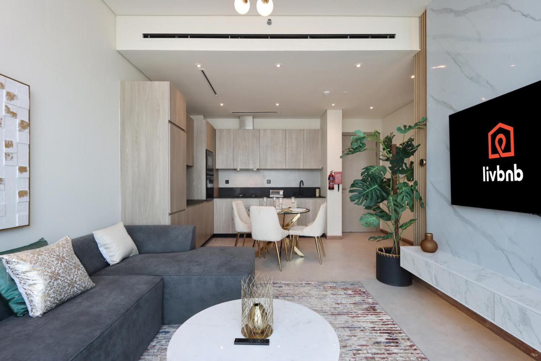 Livbnb - At Signature Livings Penthouse, Jvc Dubai