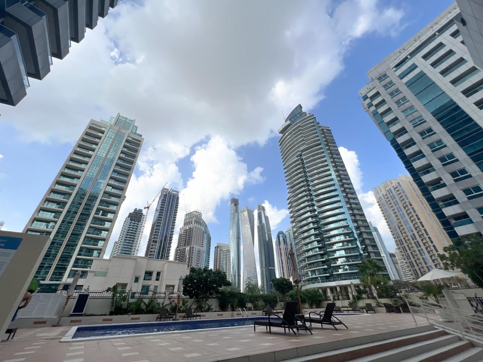 Apartment Spacious 2 Bed At Marina High Floor