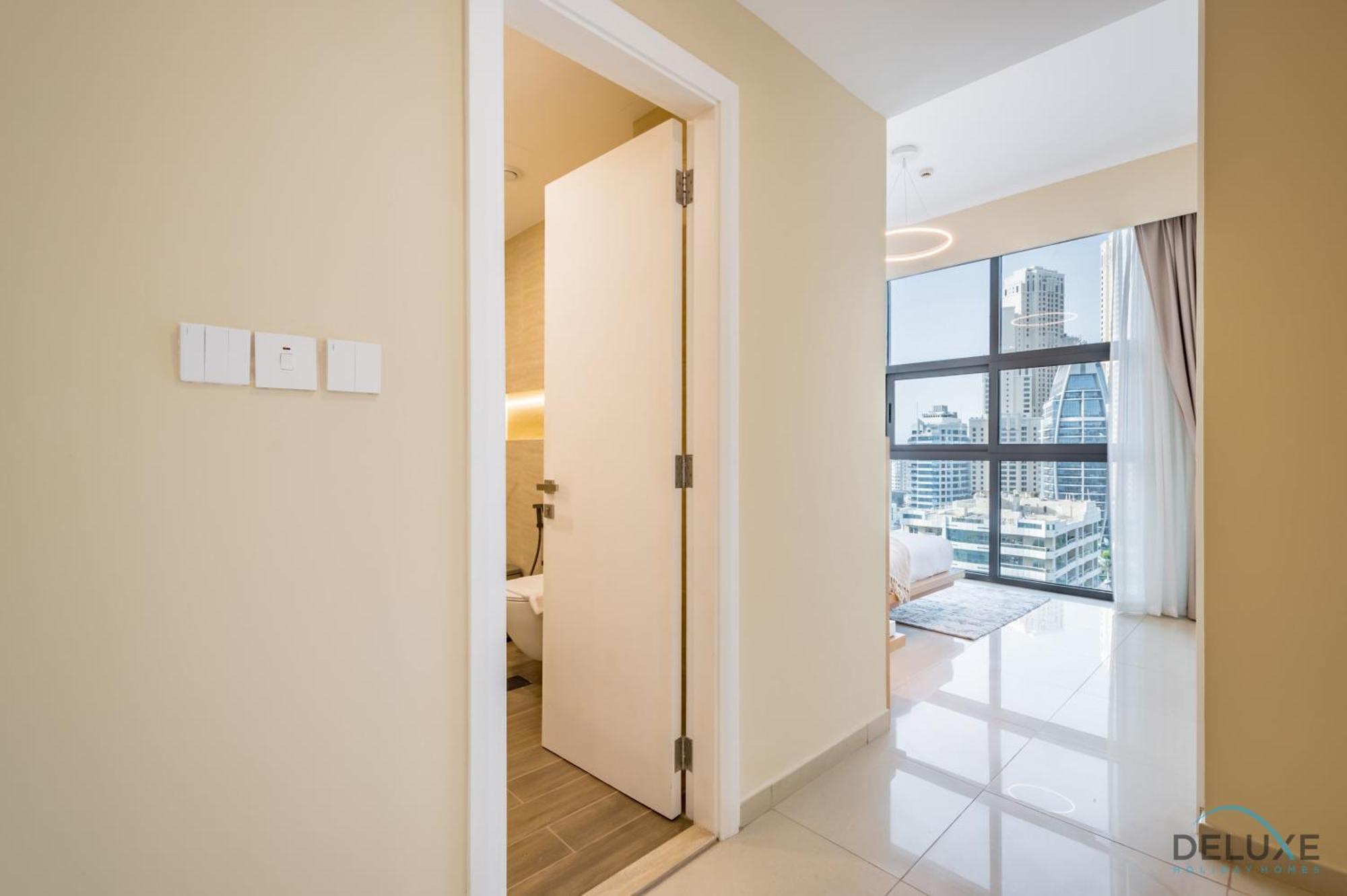 Marina View 2br At Dec Towers 2, Marina By Deluxe Daire Dubai