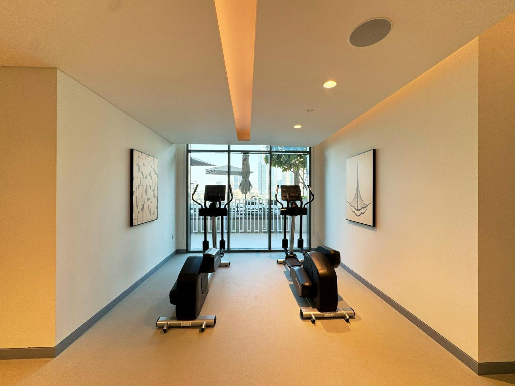 Apartment 2br Beachfront With Stunning Marina View *