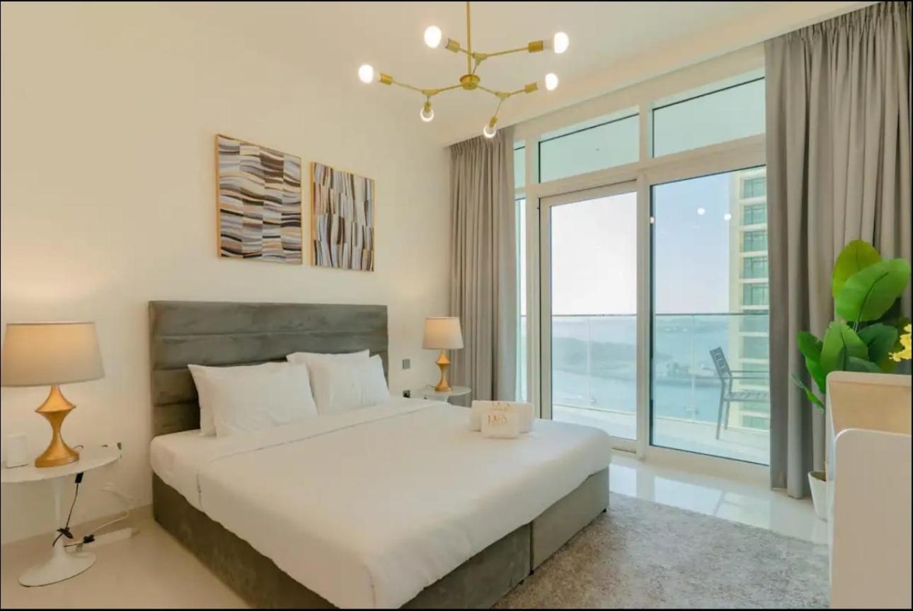 Aws Homes - Memories By The Apartamento