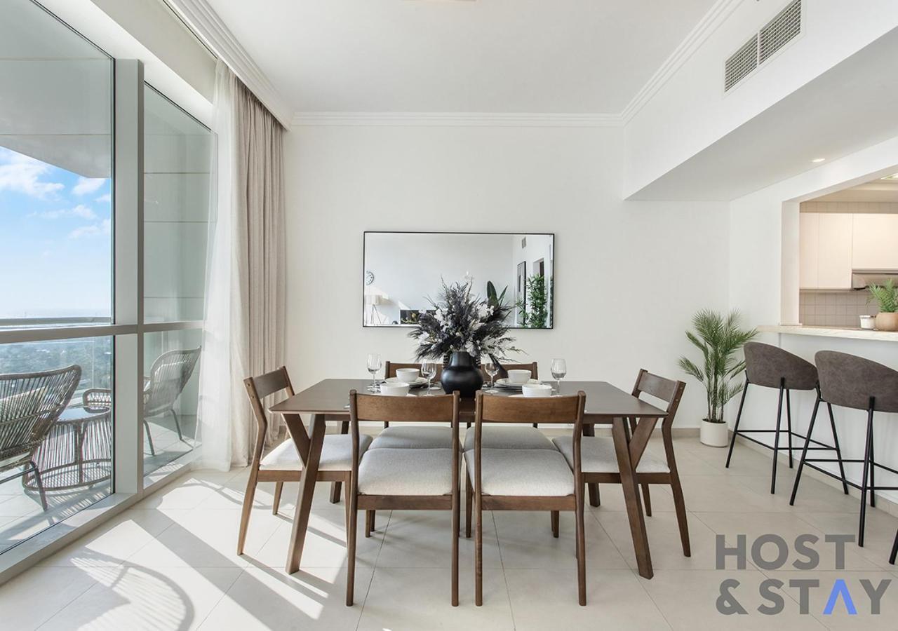 Elegant Beachfront Living At Al Bateen * Dubai