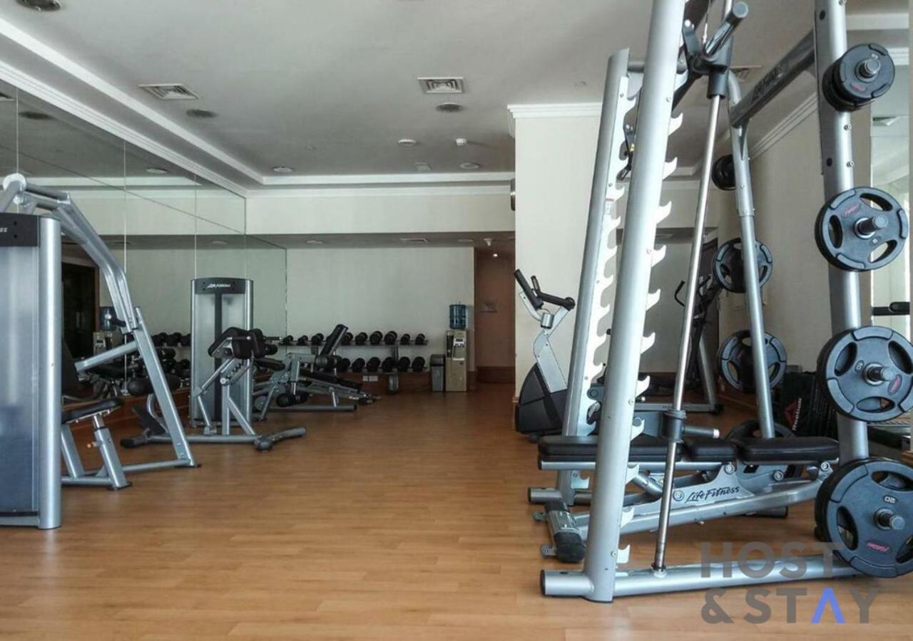 Apartment Elegant Beachfront Living At Al Bateen