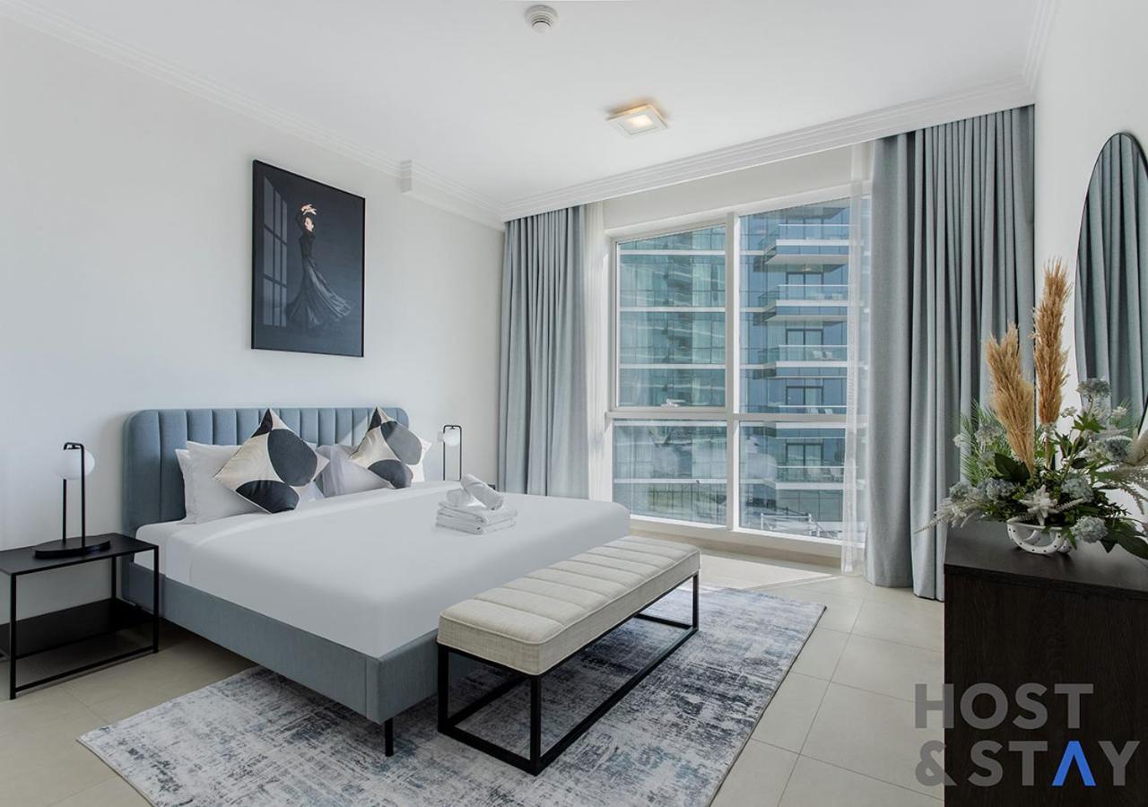 Apartment Elegant Beachfront Living At Al Bateen *
