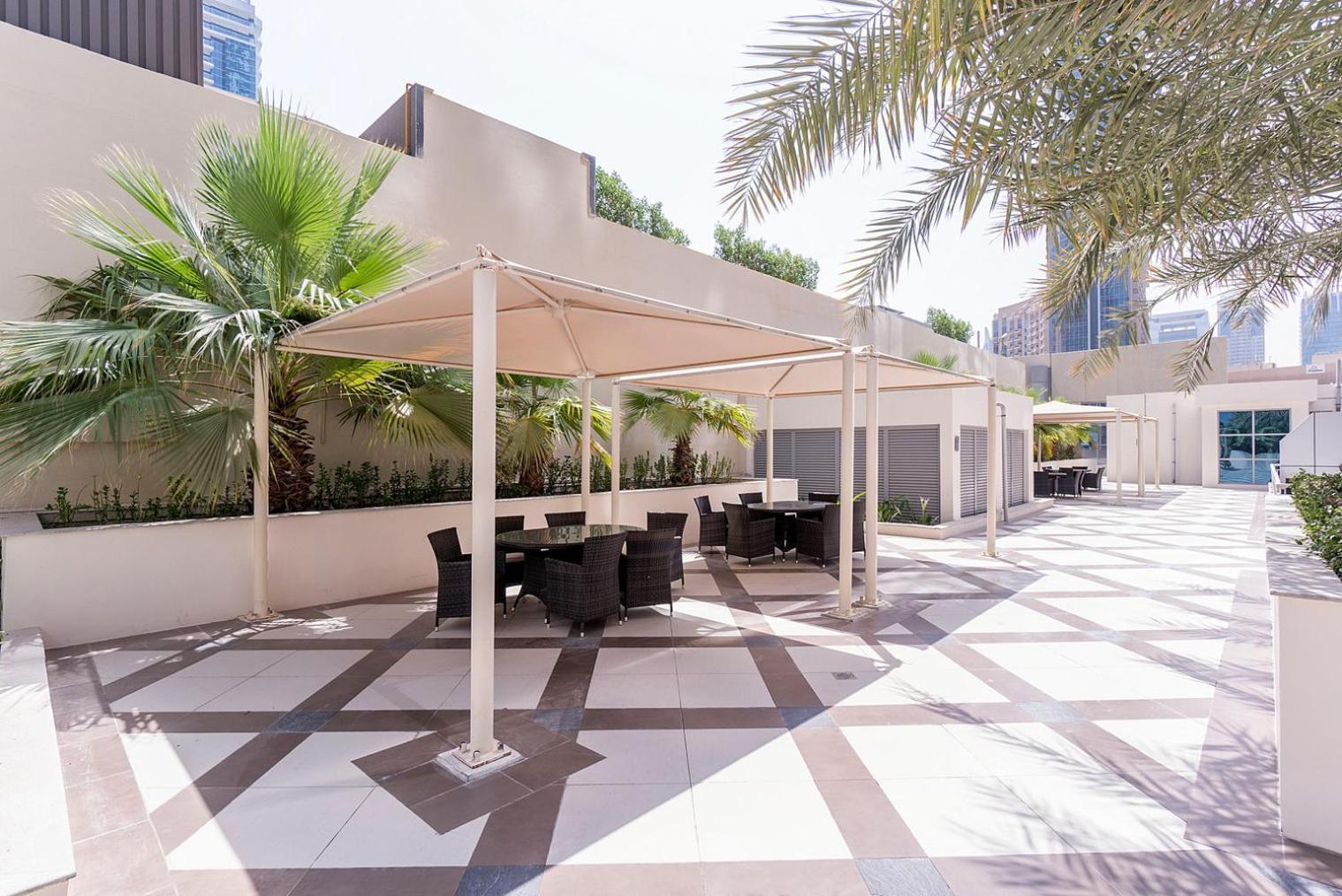 Blueground Bay Pool Gym Balcony Dxb-853 Apartment