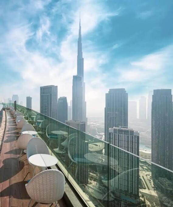 Apartment 5 Star With Burj View Infinity Pool And Gym *