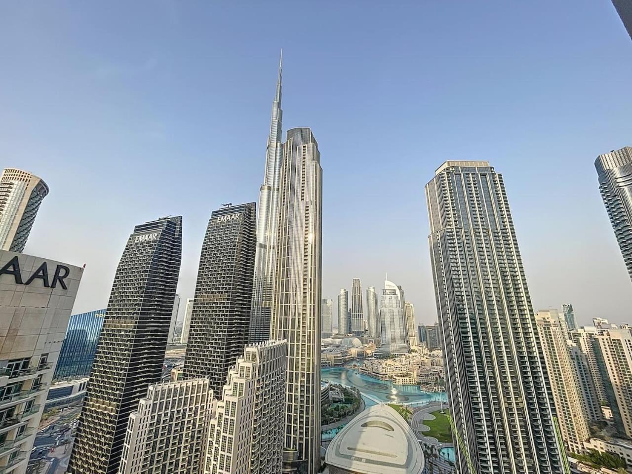 Apartment Tower 1 - Chic Three Bedroom With Downtown Views