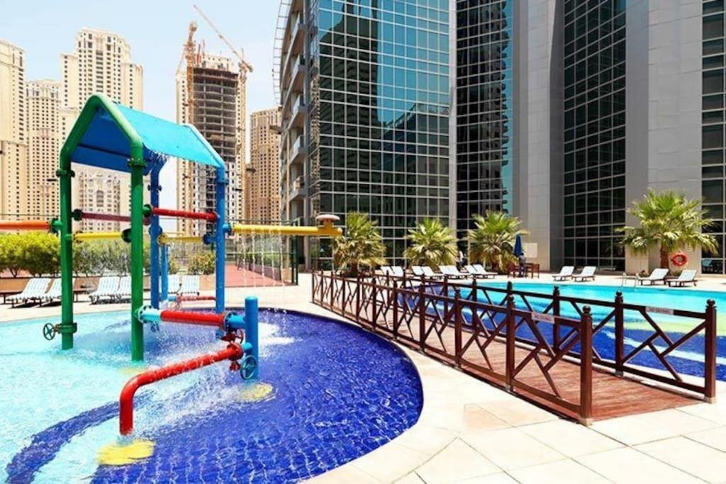 Marina View With Pool, Gym, Tennis Court, 5 Mins To Dubai