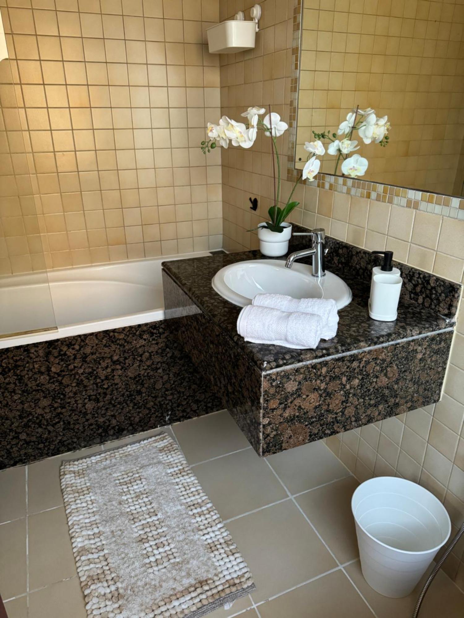 Hostel Marina Jasmine - Luxury - Jumeirah Beach *