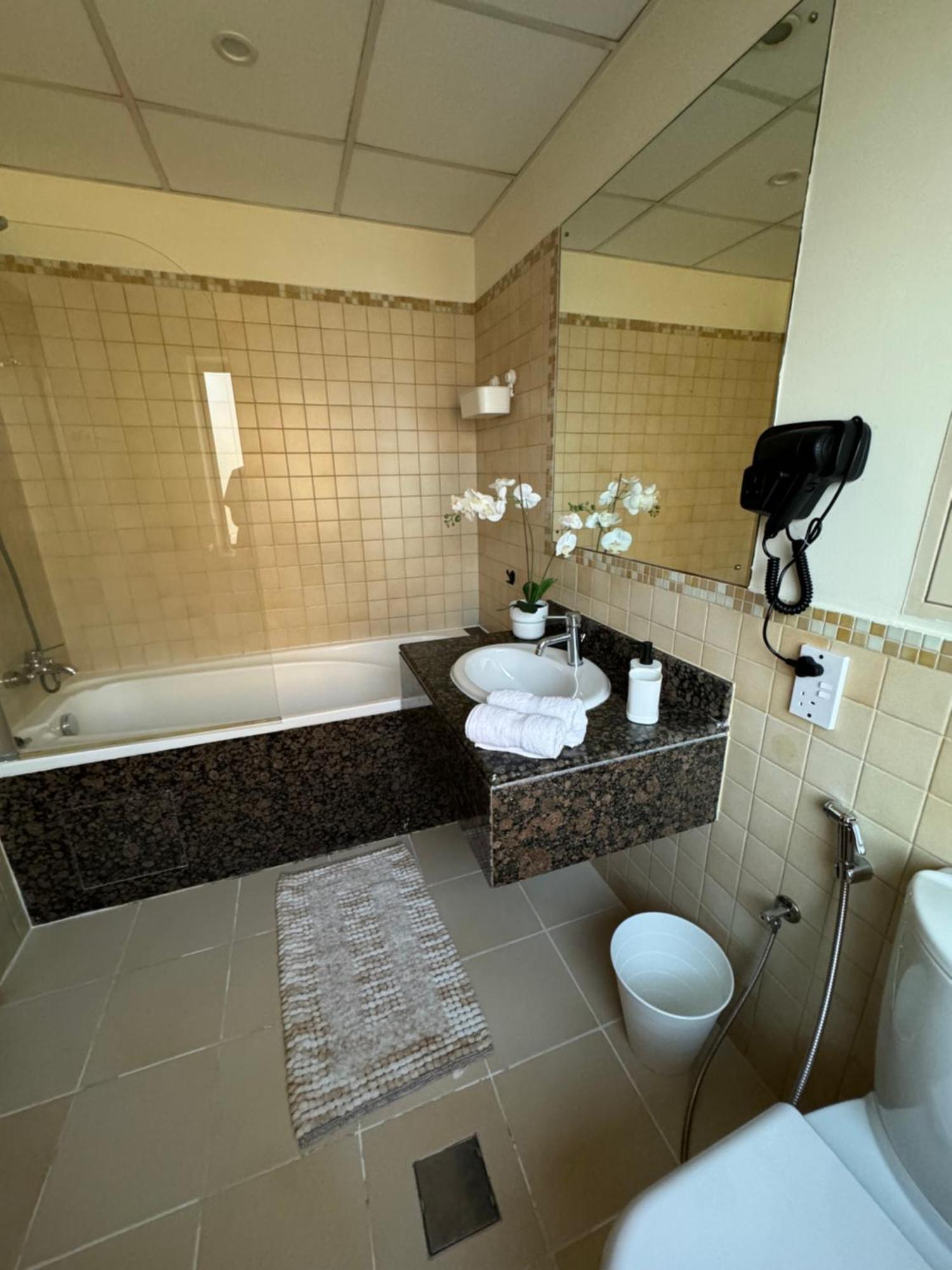 Hostel Marina Jasmine - Luxury - Jumeirah Beach Dubai