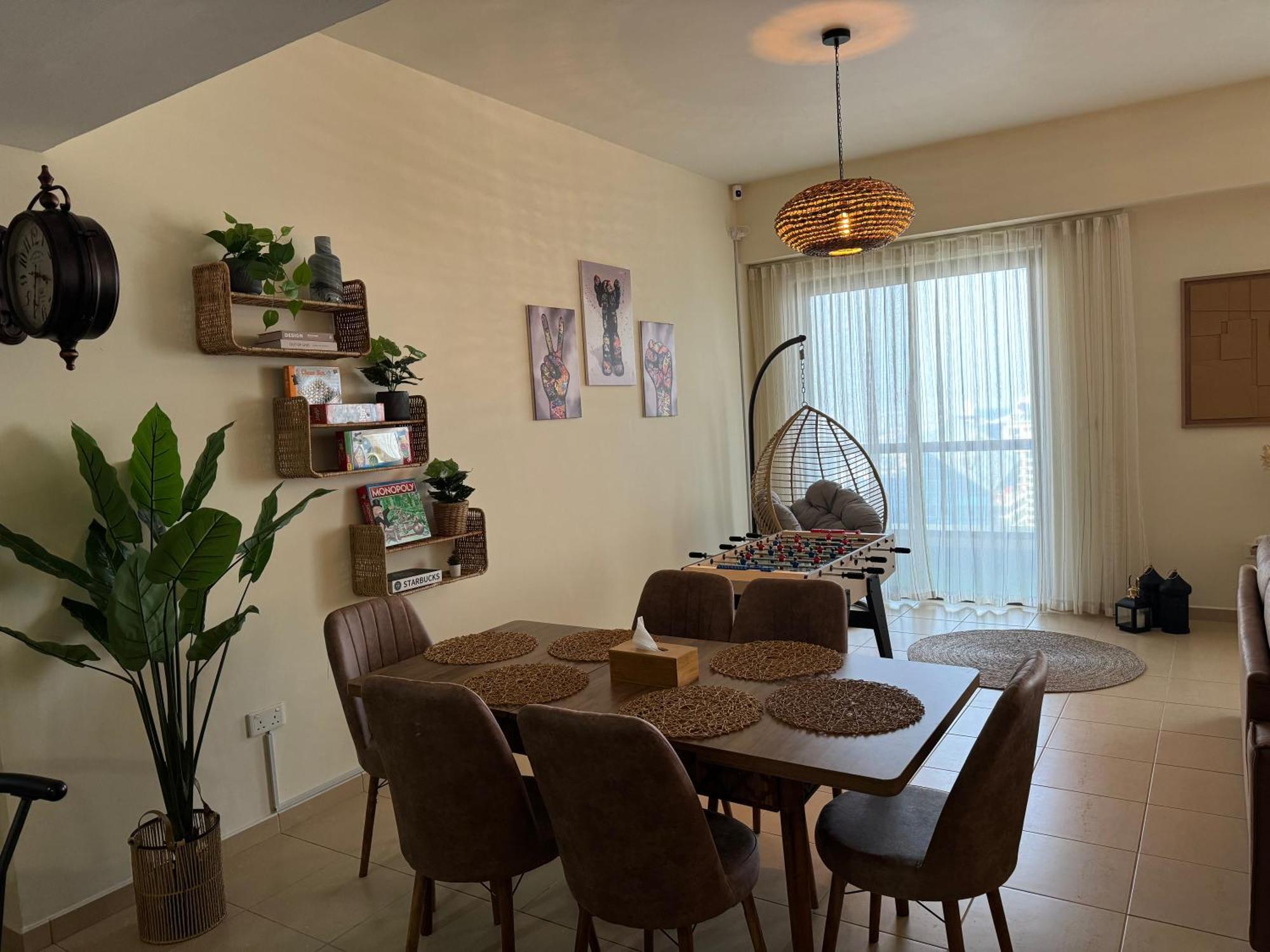 Marina Jasmine - Luxury - Jumeirah Beach Hostel Dubai