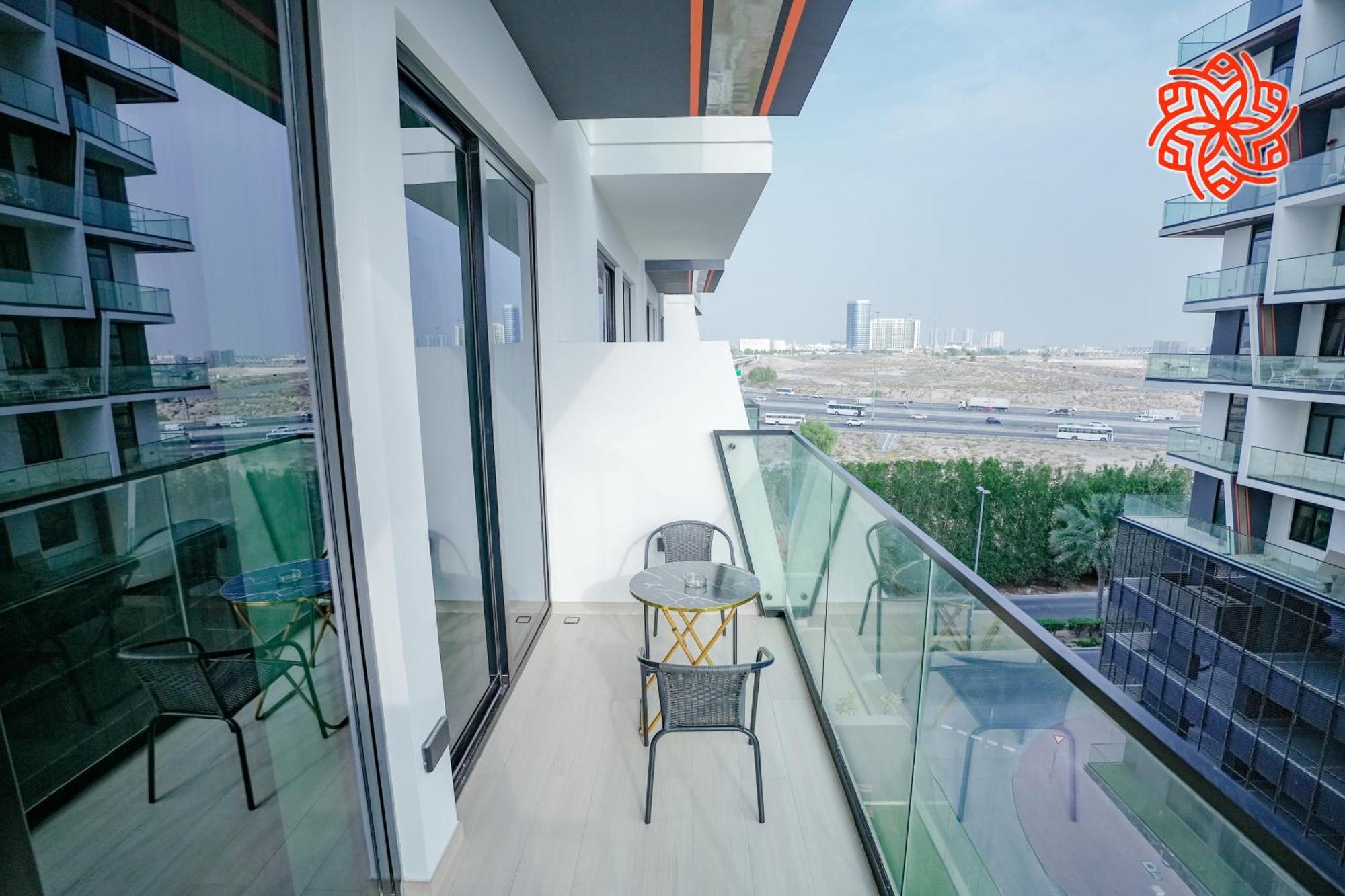 Alashrafia Saray - Bright 1bdr In Jvc * Dubai