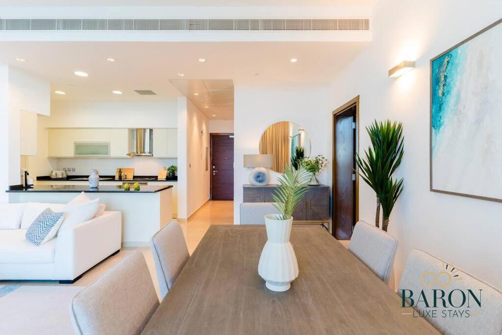 Luxe Waterfront Oasis The Palm Dubai
